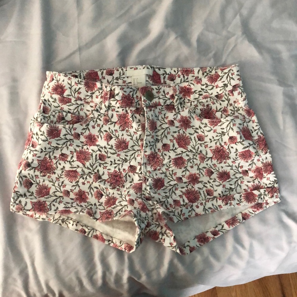 Floral H&M shorts